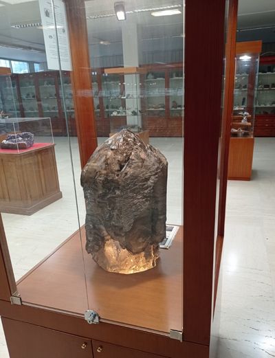 Κρύσταλλος καπνία χαλαζία σε μορφή σκήπτρου από το Minas Gerais, Βραζιλία